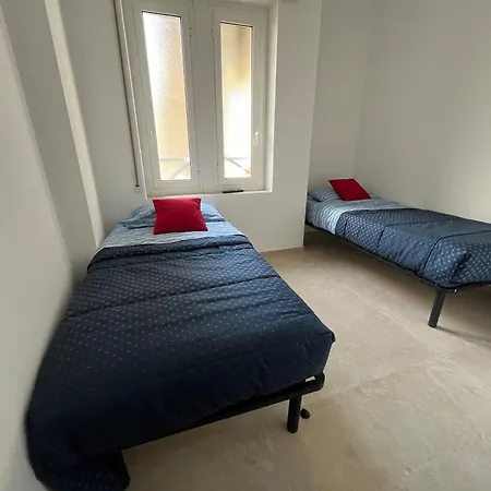 公寓 Capitan Ale 圣雷默